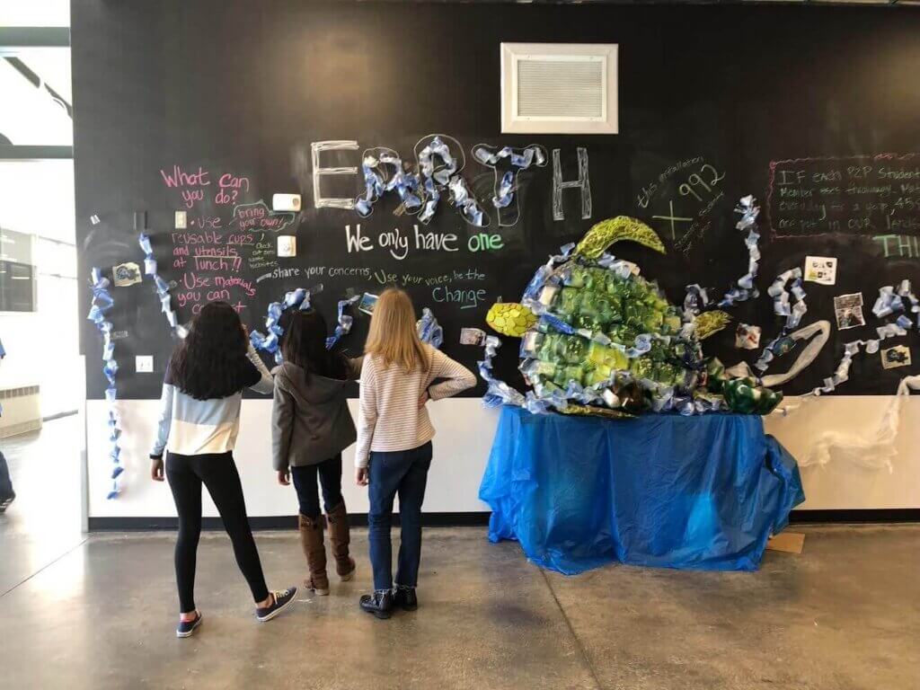 Turtle made out of single use plastics 2