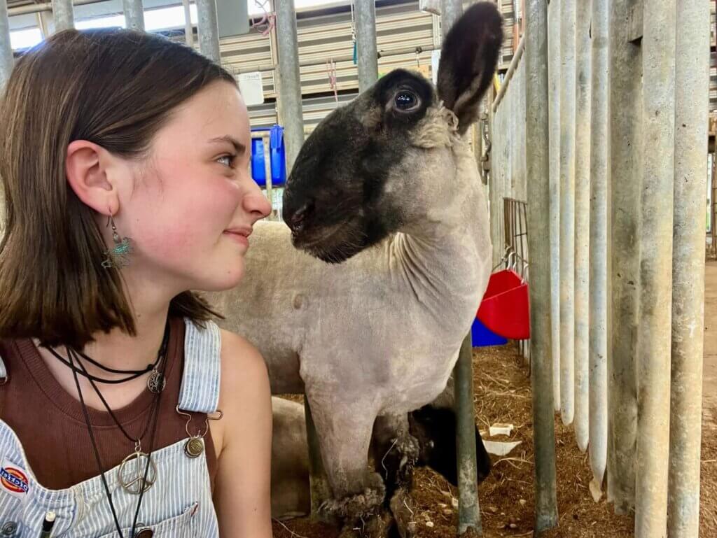 Harper and Onion spend quality time together